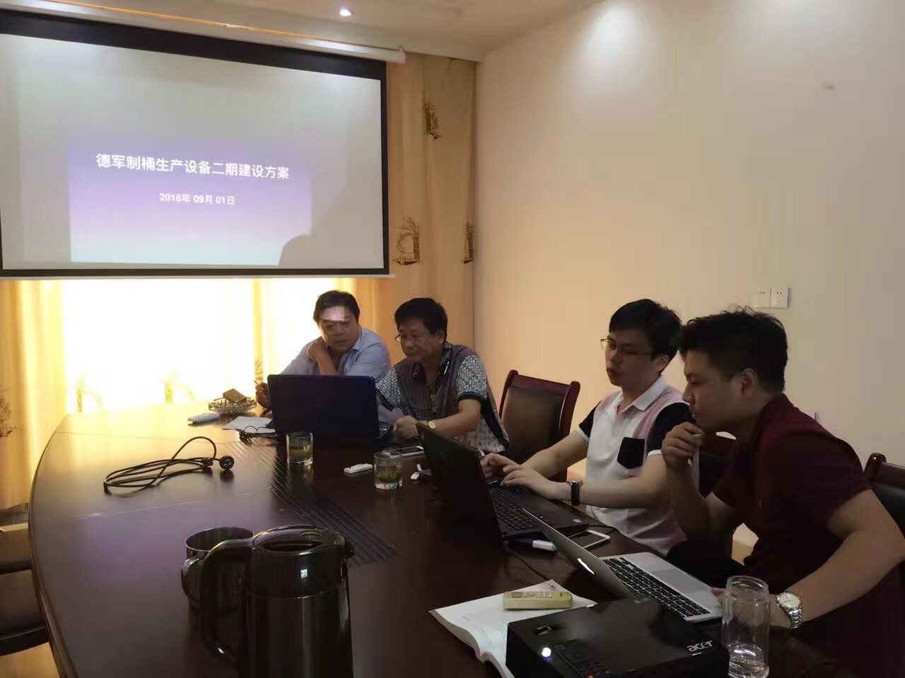 The second-phase production line of iron drum packaging will be commissioned by the end of the year